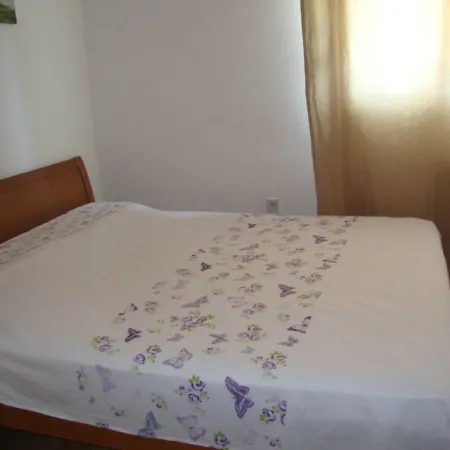 Apartment Mirta Pula Exterior photo